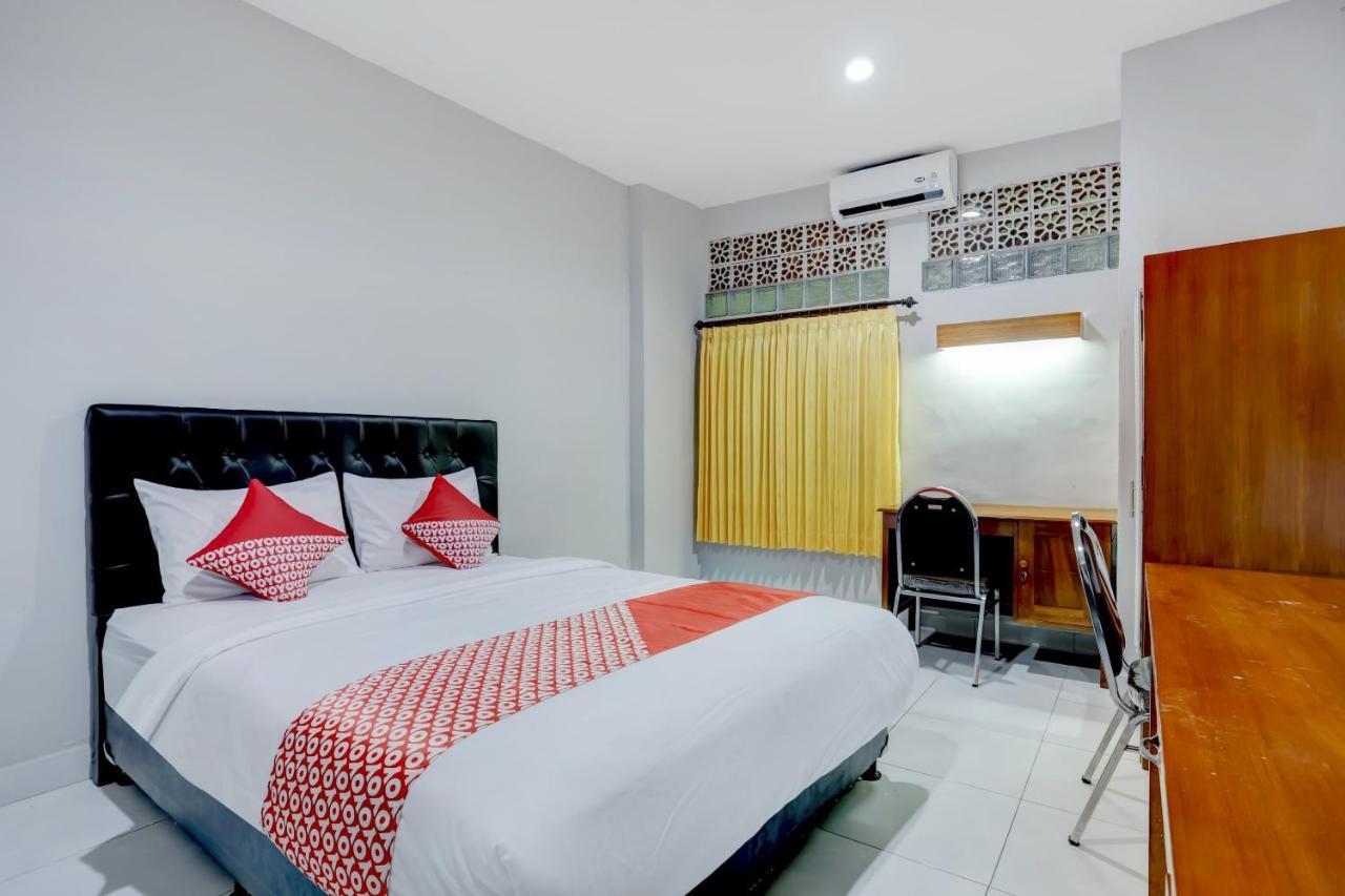Oyo 90089 Hotel Satria Syariah Ντενπασάρ Εξωτερικό φωτογραφία