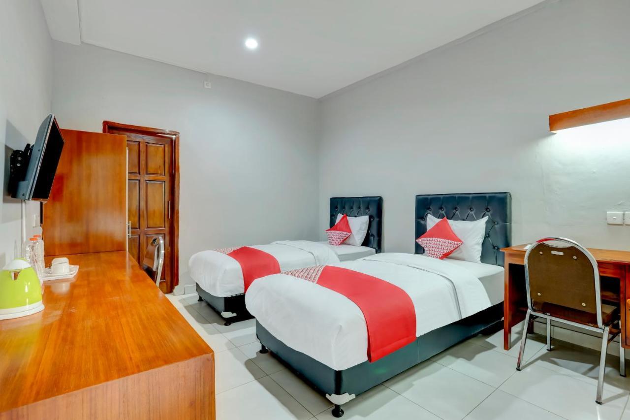 Oyo 90089 Hotel Satria Syariah Ντενπασάρ Εξωτερικό φωτογραφία