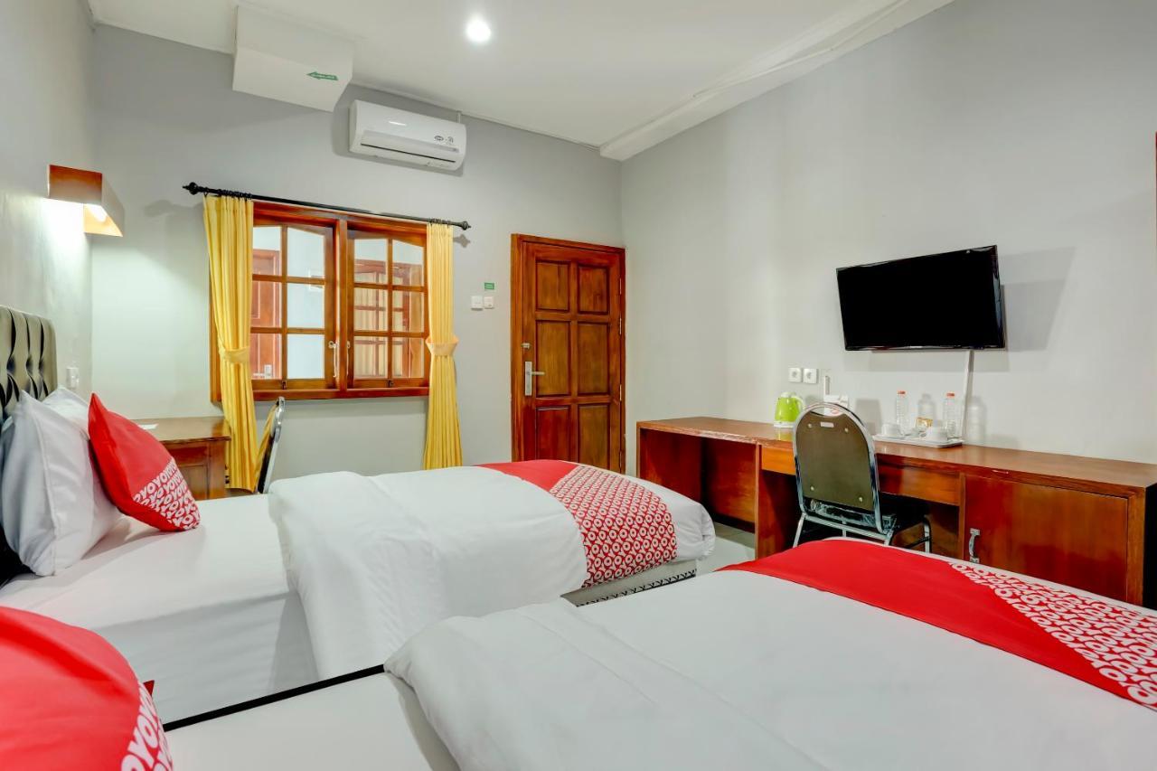 Oyo 90089 Hotel Satria Syariah Ντενπασάρ Εξωτερικό φωτογραφία